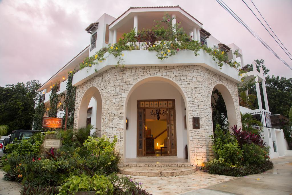 Aparthotel Livetulum Exterior foto