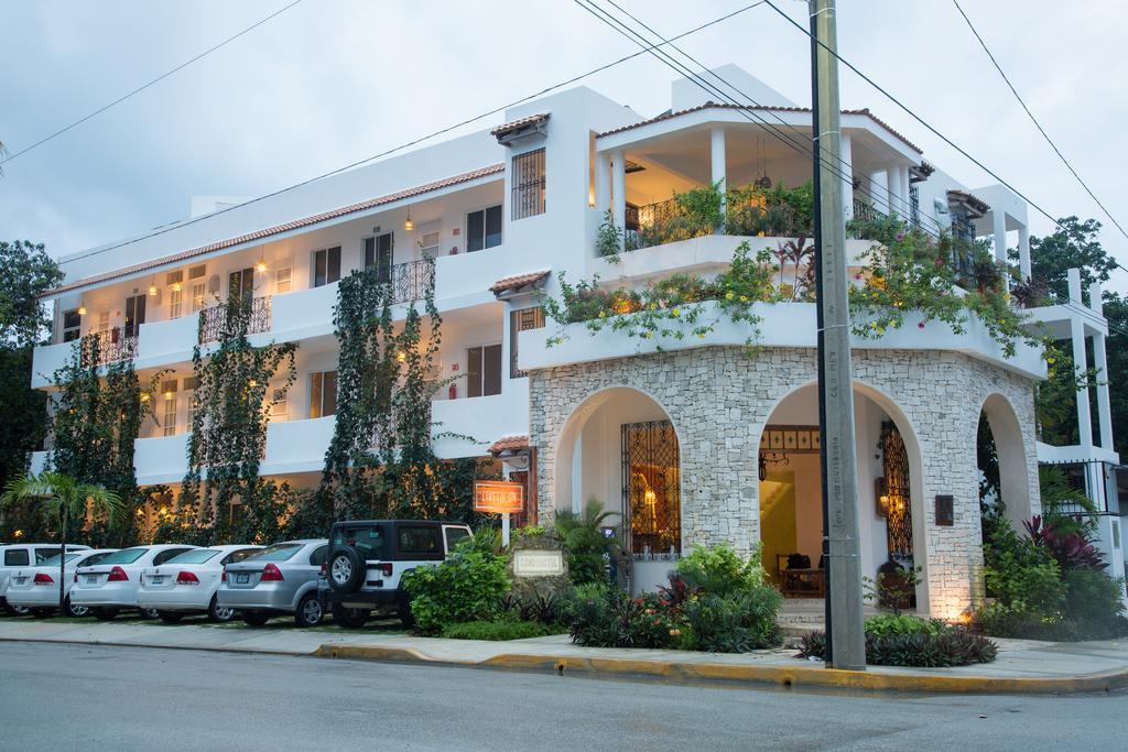 Aparthotel Livetulum Exterior foto