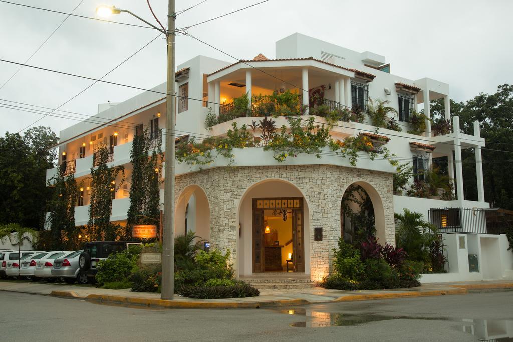 Aparthotel Livetulum Exterior foto